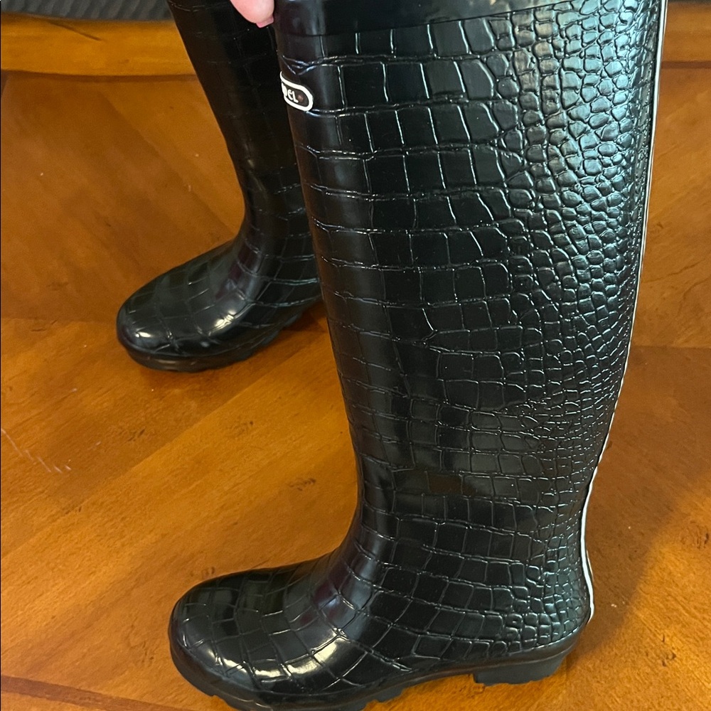 Henri Bendel tall rain boots new - Picture 2 of 9